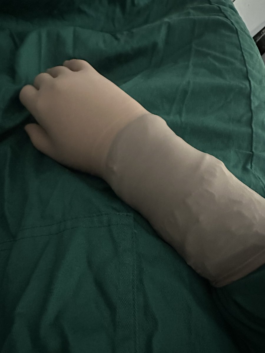 surgeonwithglove tweet media