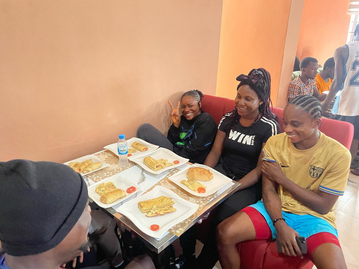 UnifiedCardano's tweet image. Fueling up for greatness 🍽️🔥

A solid day starts with a solid breakfast.

Teamwork, tech, and toast, let’s gooo!

#SandboxHack25 #BuildersBreakfast #Day3Vibes