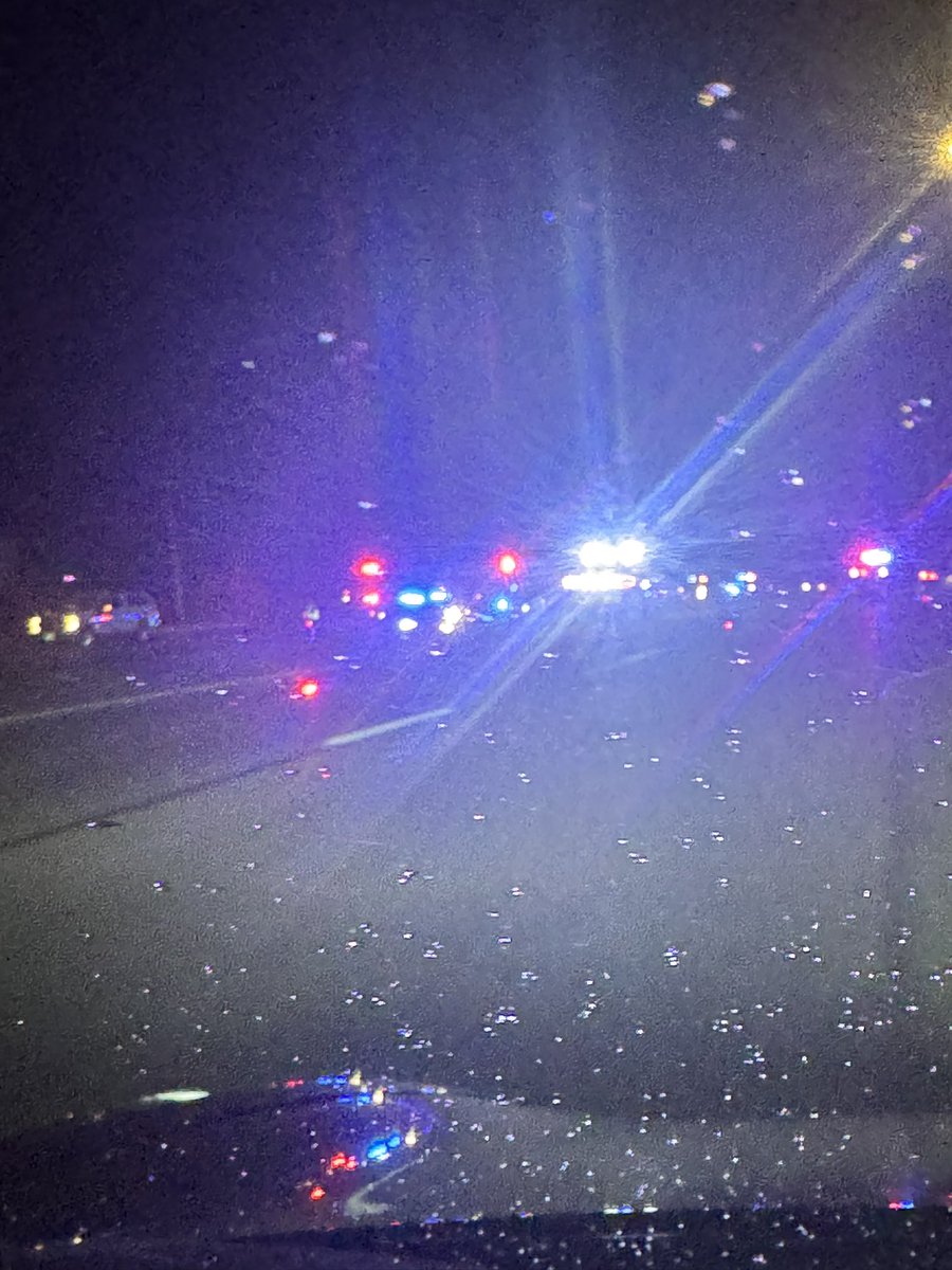 Marysville folks - there is a police incident on 33 westbound at the US 36 - all lanes are CLOSED <a href="/wsyx6/">WSYX ABC 6</a> <a href="/fox28columbus/">FOX 28 Columbus</a> #GDCTeamTraffic