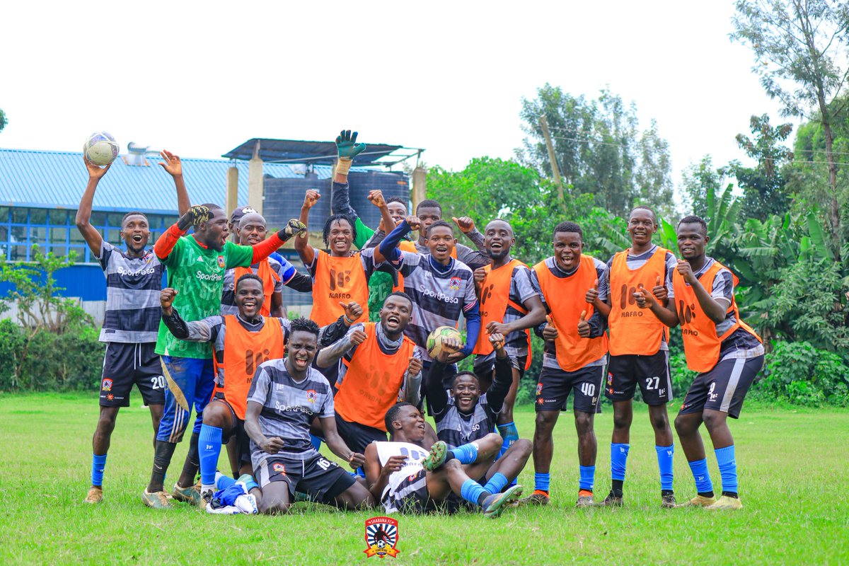 In the spirit of team bonding our team played an inhouse friendly match early today,  between team orange and team black. 

Fulltime: Team Orange 4-2 Team Black. 

Team orange goals:
⚽ Brian Michira 
⚽ Justine Omwando Maasai
⚽ Lastborn Austine Odongo
⚽ Dennis Okoth

Team