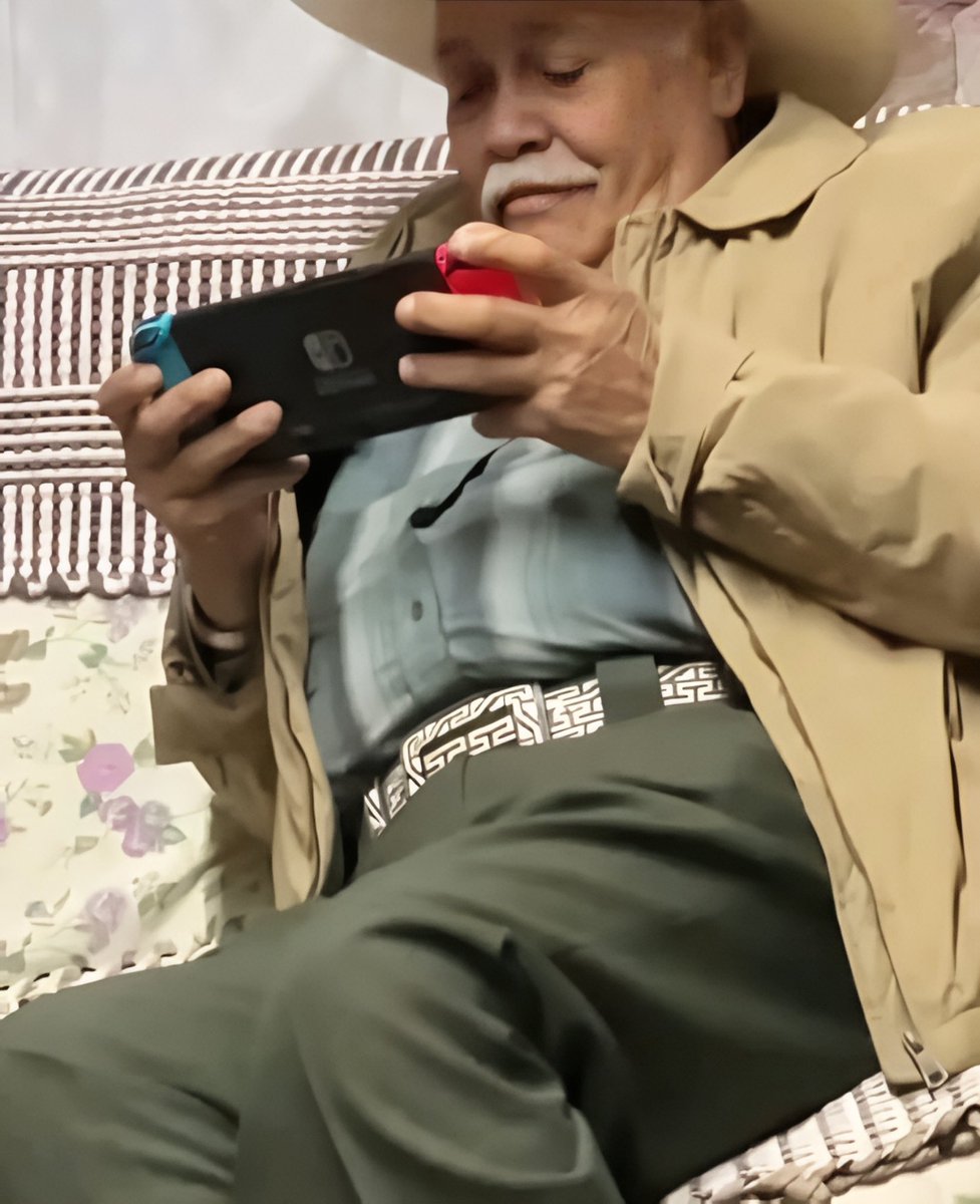 Por fin un viejito sin pelear con el diablo en el monte