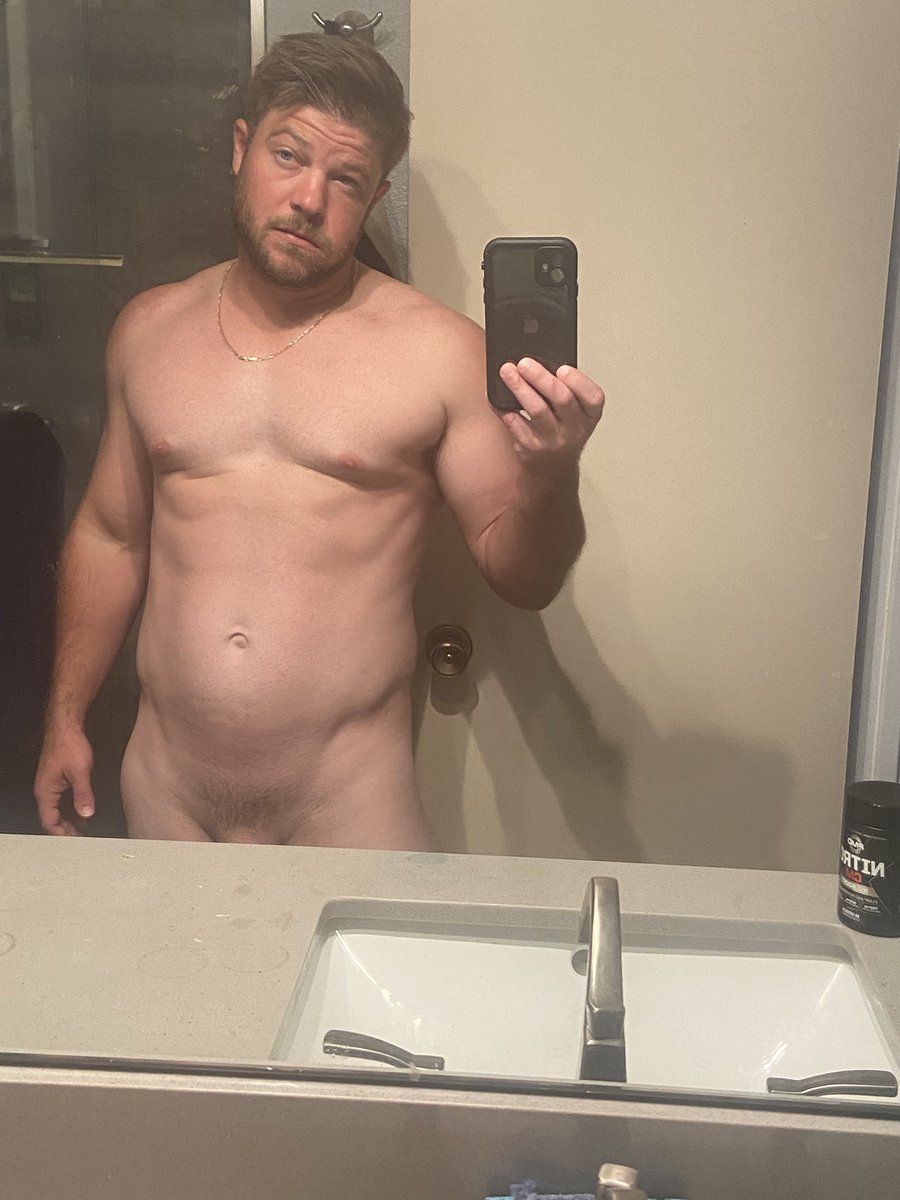 MrMaace3's tweet photo. I was feeling myself #of #onlyfans #nude #progresspic 
https://t.co/LKM2hAEWay https://t.co/Elt0hdaoke