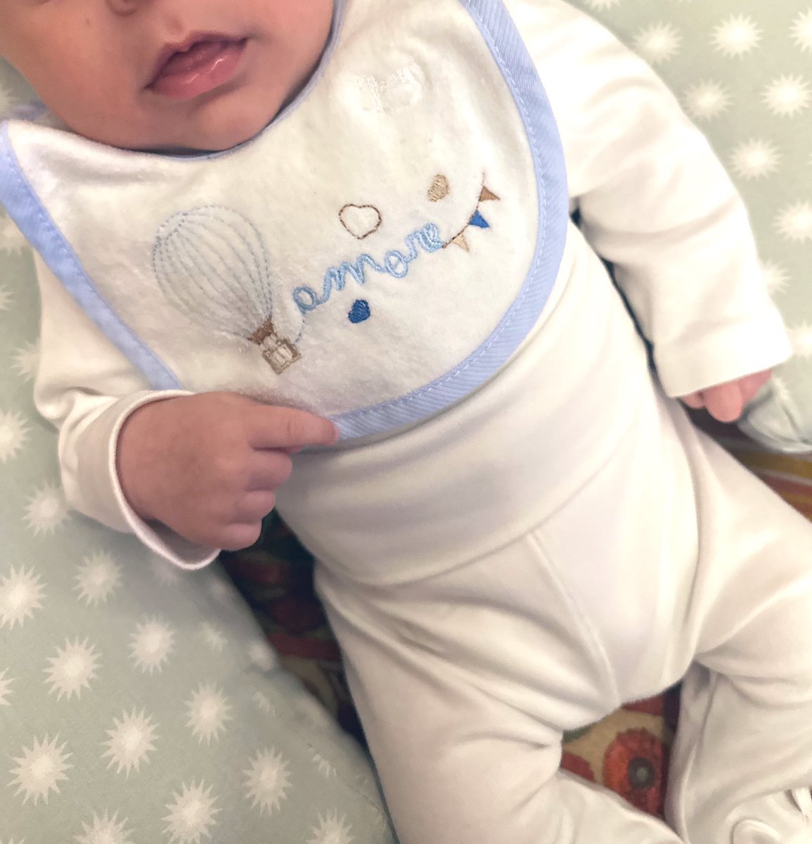 rosputeri's tweet photo. Ciao Amore. 📌
.
.
.
#mybaby #babyboy #amore #love https://t.co/iyaWXyDoRP