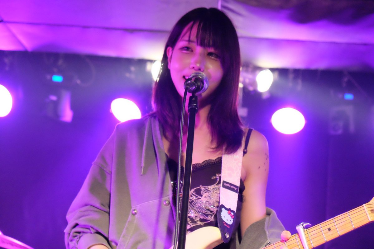 himeka_5ive's tweet photo. 普段は大エロがりだが本気出せばこんなにかっこよくもなれます https://t.co/TrEziSwqSr