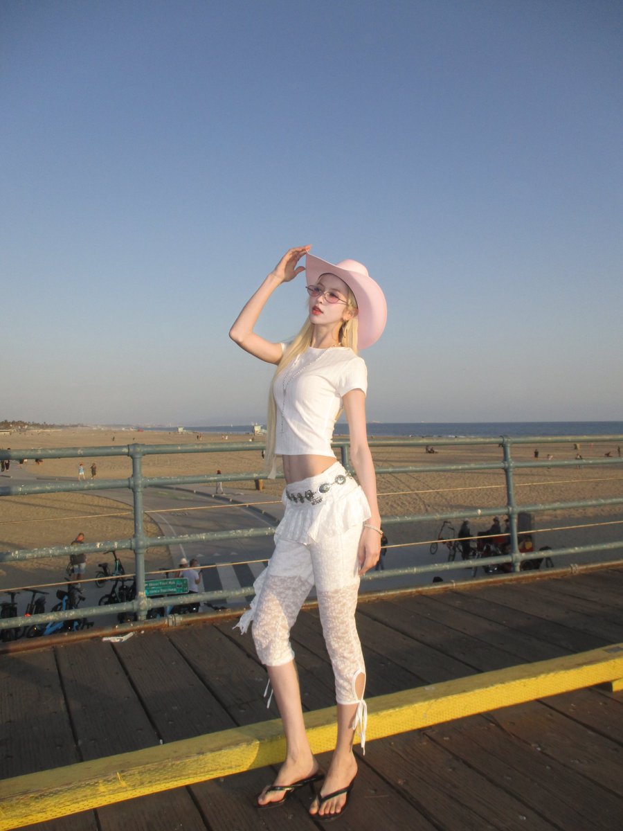 Hannah tweet media