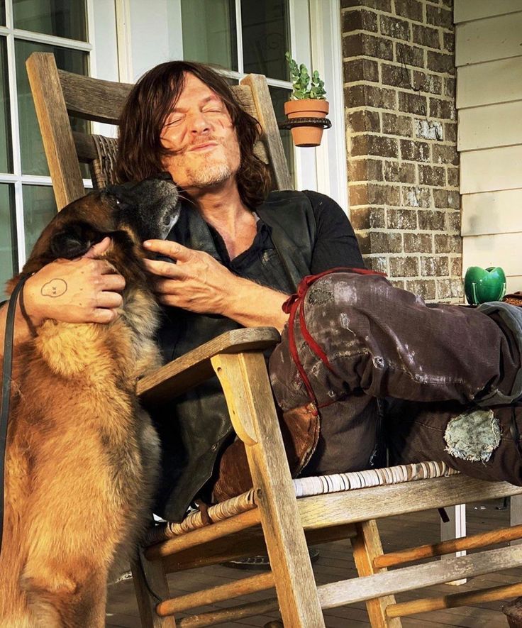 Morning to <a href="/wwwbigbaldhead/">norman reedus</a> an #NormanReedus Only. #TWDFamily