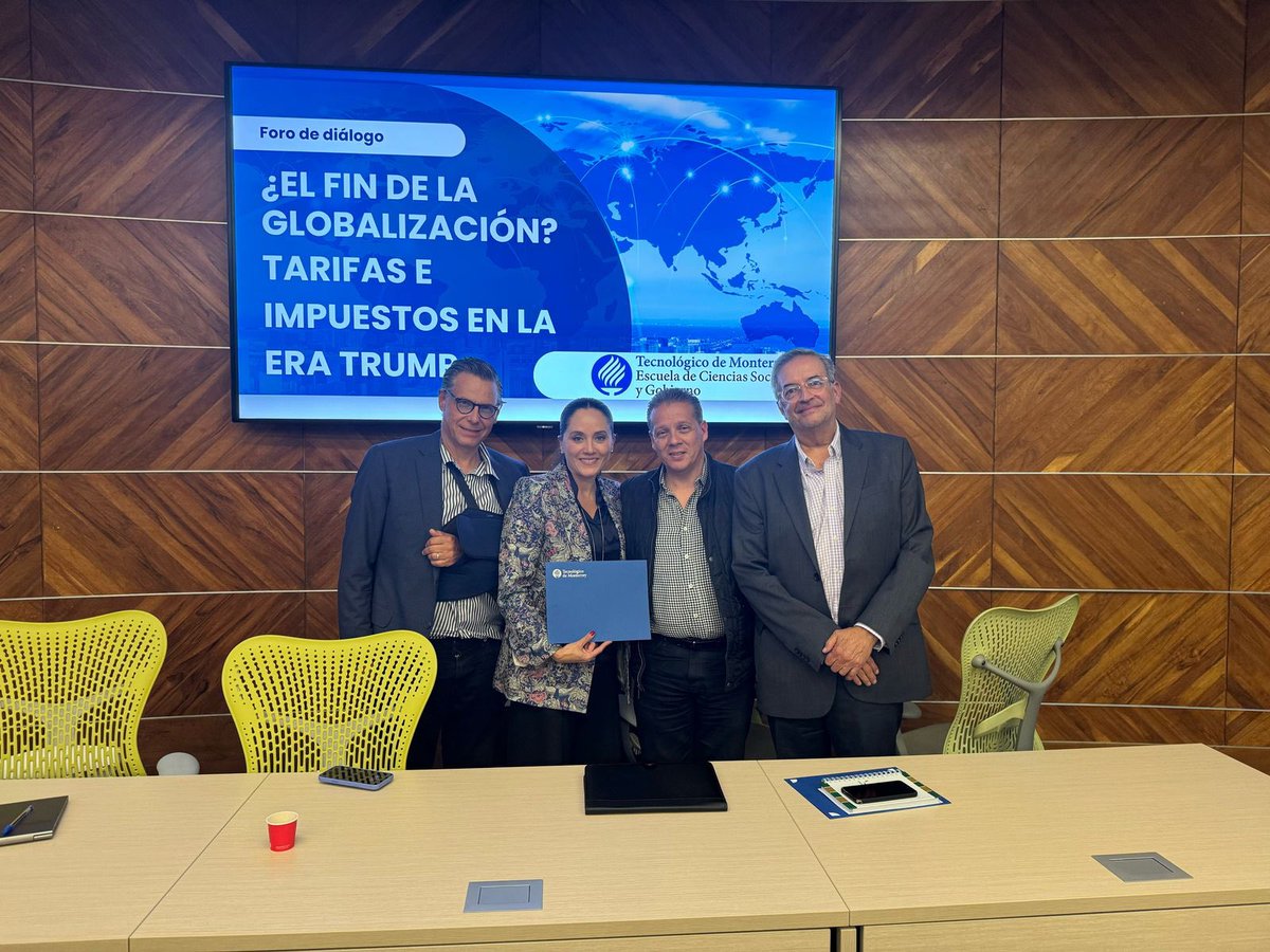 Gran cierre en el diálogo del Foro respecto al Fin de la Globalización? Tarifas e Impuestos en la era Trump. Gracias por las geniales participaciones de la Dra  <a href="/alilalvarez/">Alil Álvarez Alcalá</a> y el Dr Fausto Hernández 
<a href="/CSocialesTec/">CSocialesTec</a>
