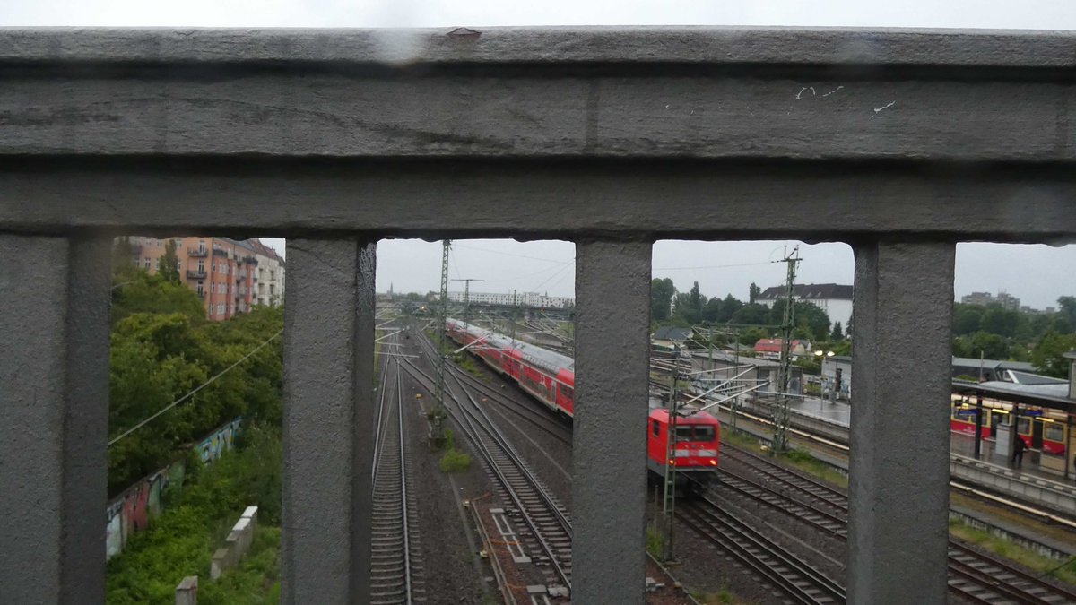 CMlerBerlin's tweet image. Tropfen auf dem feuchten #Mauerweg #Mauerradweg