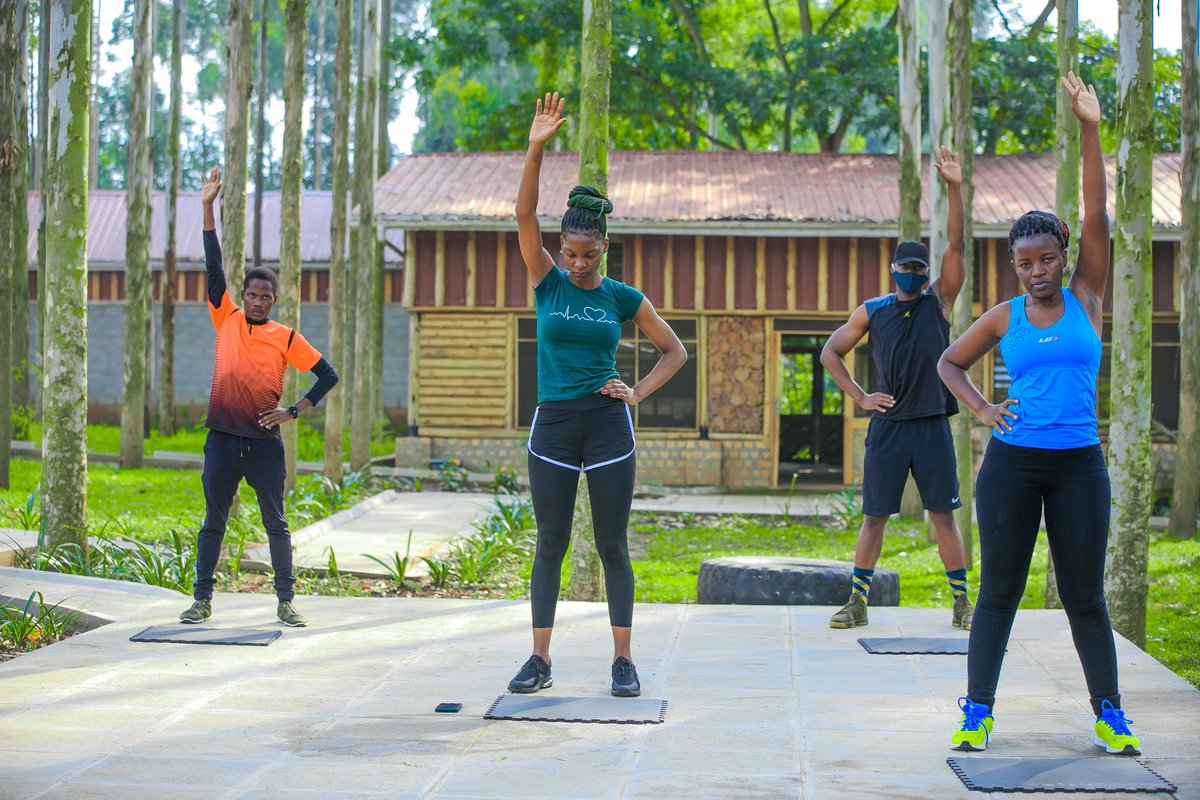 GreatOutdoorsUg's tweet photo. 🏃‍♀️ The countdown is on for the #HeroesMarathonUG!
Runners are stretching, prepping &amp; ready to #RunForTheTrees 🌳

🗓️ June 8 | 📍The Great Outdoors
🎟️ UGX 70K (incl. breakfast &amp; medal)
🏁 42km | 21km | 10km | 5km

#ClimateAction #RoadSafety #RunForACause https://t.co/DijFsyTlST