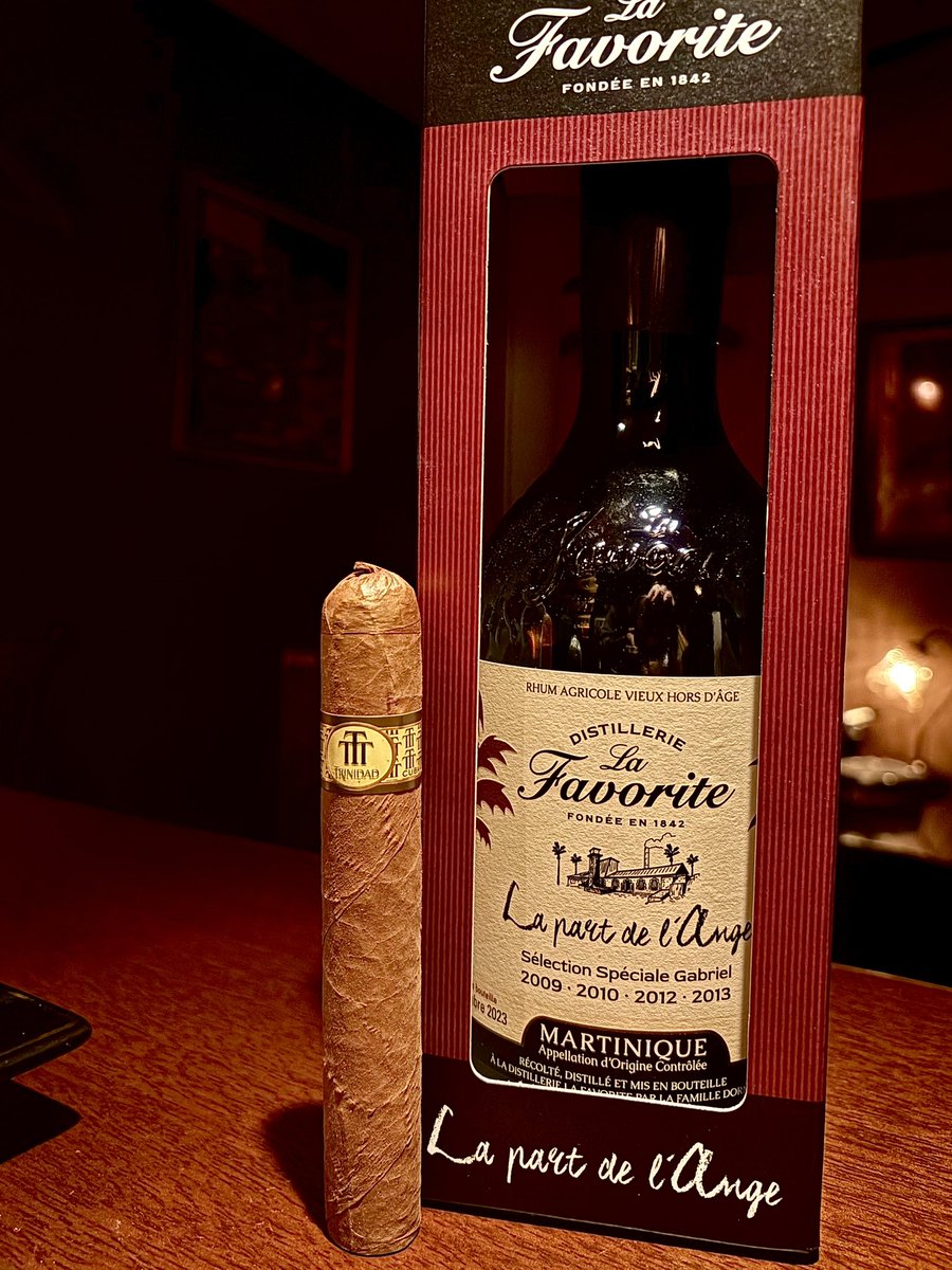 30th May OPEN
14:00〜26:00(L.O25:00)

#シガーネスト #大阪シガーカフェ  #シガーカフェ #葉巻 #カフェ #コーヒー #エスプレッソ #ミックスジュース #昼葉巻 #終日喫煙可 #夜カフェ #喫煙可能店 #cigarnest #osakacigarcafe #cigarcafe
#cigarbar #cigar #cafe #coffee
#雪茄 #ラムバー