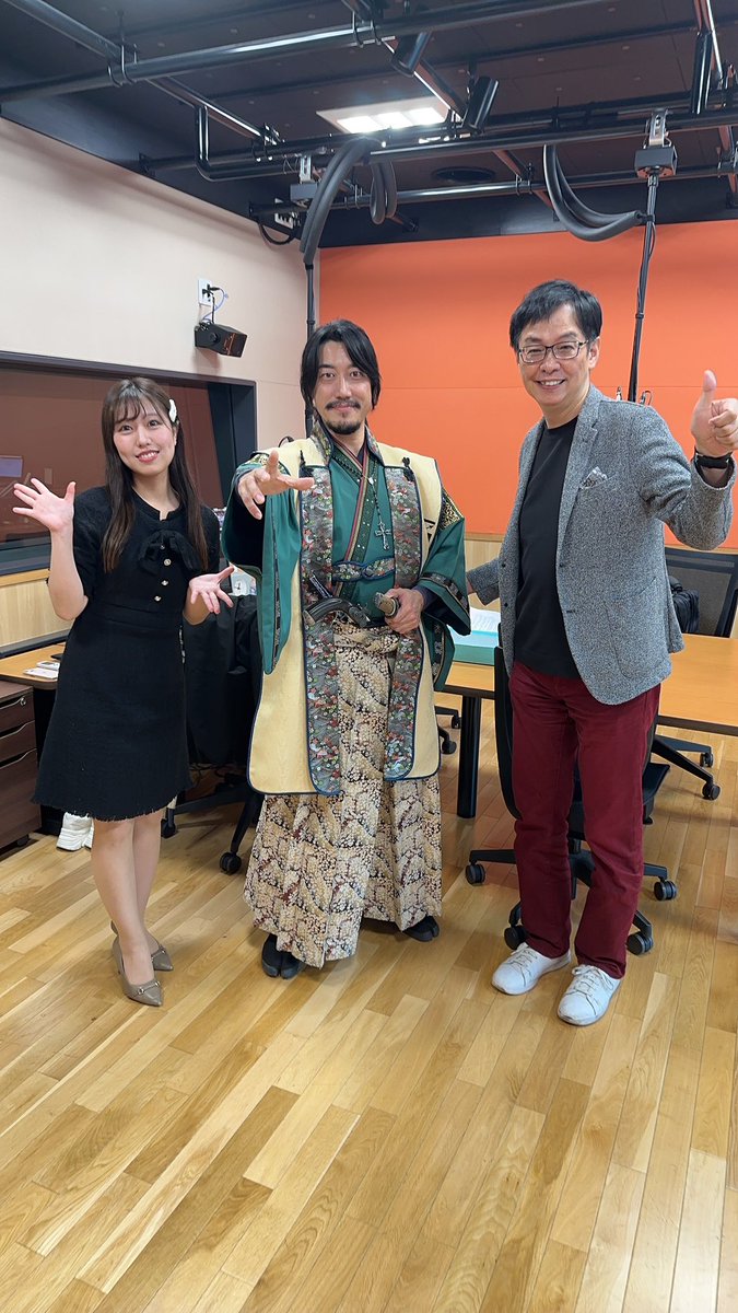 此度の出演のお声掛け、そしてスタジオでの温かな笑顔にてお迎えいただき誠に有り難き仕合わせにございました！

日曜日の本番、我が故郷 #川崎町 に集う皆々の笑顔と、その笑顔が町内各地に広がり賑わうことを願って精一杯励んで参る所存にござる！

貴重な機会を賜り心より感謝申し上げまする！ #tbc