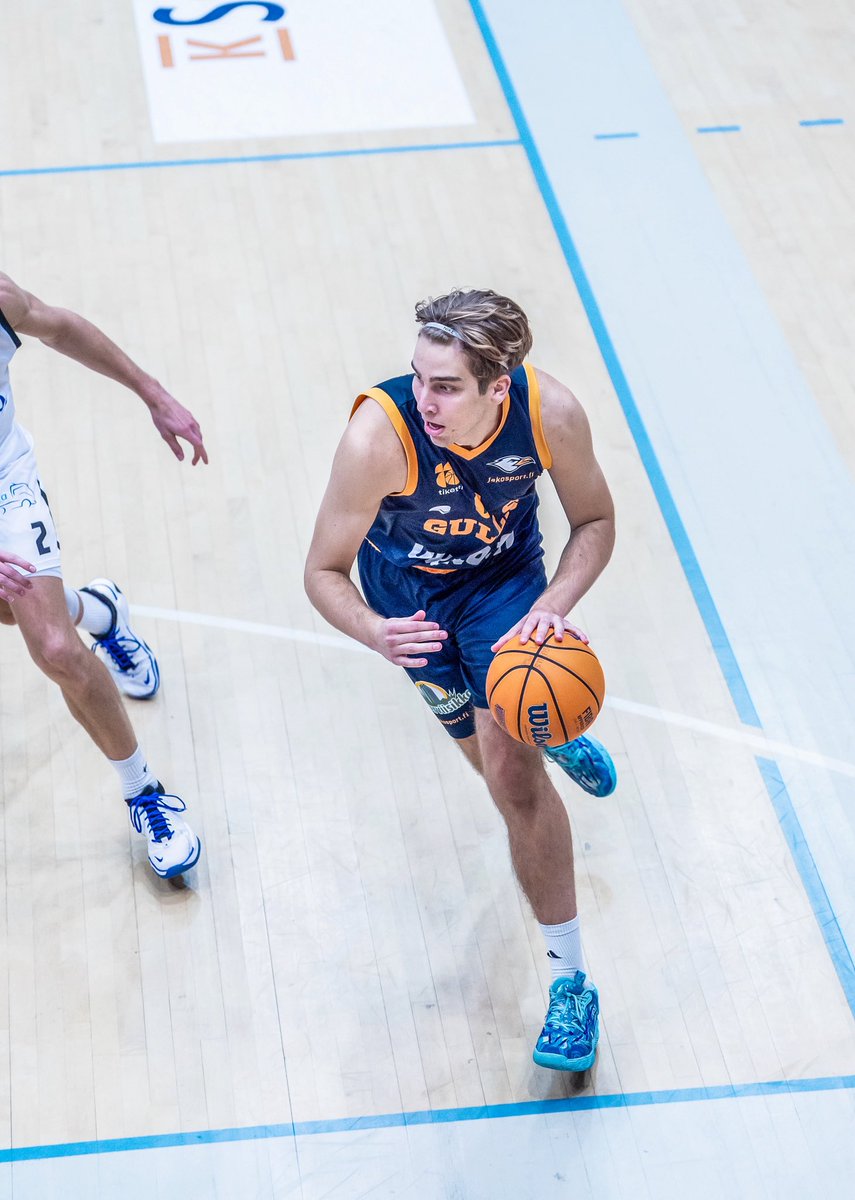 GullsBasketball's tweet image. ๐ฅ๐๐๐๐๐๐ ๐๐๐๐๐๐๐ ๐๐๐๐๐๐๐:
#0 Henri Mennander
Joukkueen viihdyttรคjรค Henkka pelasi Gullsissa jo kolmannen kautensa!๐
๐ธ Samira Lee
#gullsnation