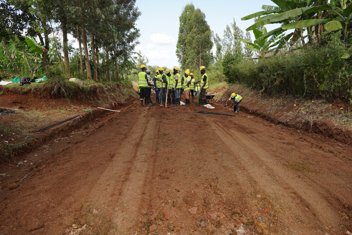 HighwaysRfti's tweet photo. KIHBT continues to empower communities through technical training! 
Under the JSDF project, KIHBT has been training CORE beneficiaries in Routine Maintenance and Do-nou Technology. https://t.co/SkTARXf4Au