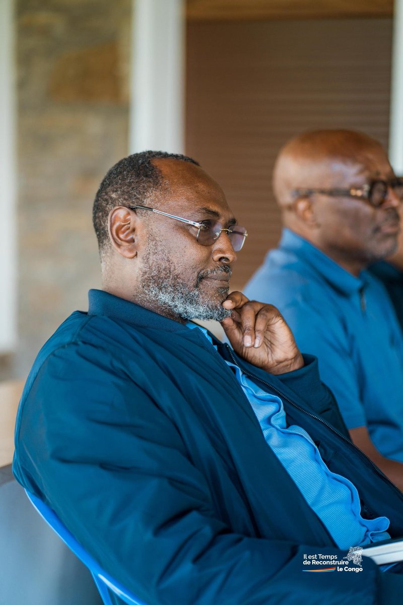 #RDC Joseph #Kabila a échangé ce jeudi avec les responsables religieux dans sa ferme de #Kinyogote, à 10 km de #Goma. Il était notamment accompagné de Barnabé #Kikaya, Moïse #Nyarugabo et Patient #Sayiba. L’ancien président devrait poursuivre ses consultations ce vendredi.