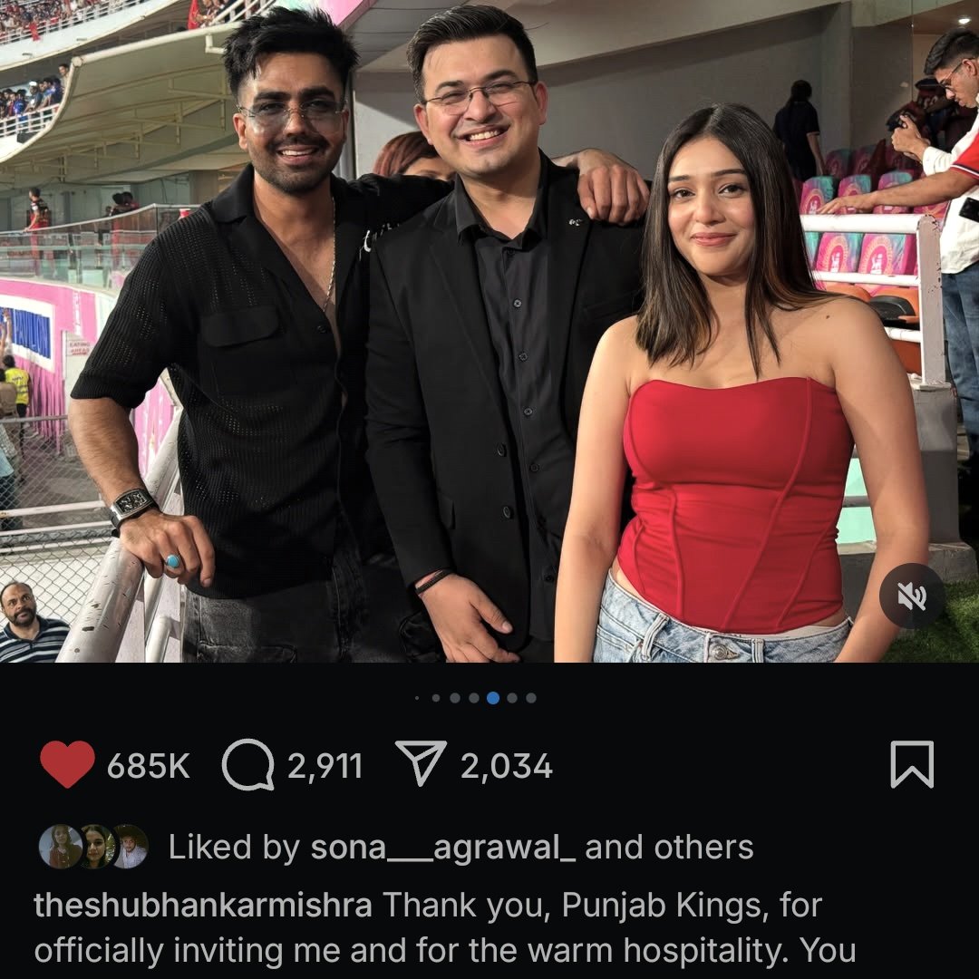 AlLxmn013's tweet photo. Is this the reason for Punjab Kings loss😭😭

RCB- Retweet
PBKS- Like

#RCBvsPBKS #PBKSvsRCB #RCBvPBKS #PBKSvRCB #IPL2025 #Qualifier1 #ShehnaazGill #TejRan #ElvishYadav 
Mullanpur | Ashwin | Jadeja | Bhuvi | Virat Kohli | Shreyas Iyer | https://t.co/tNMhTFjckz