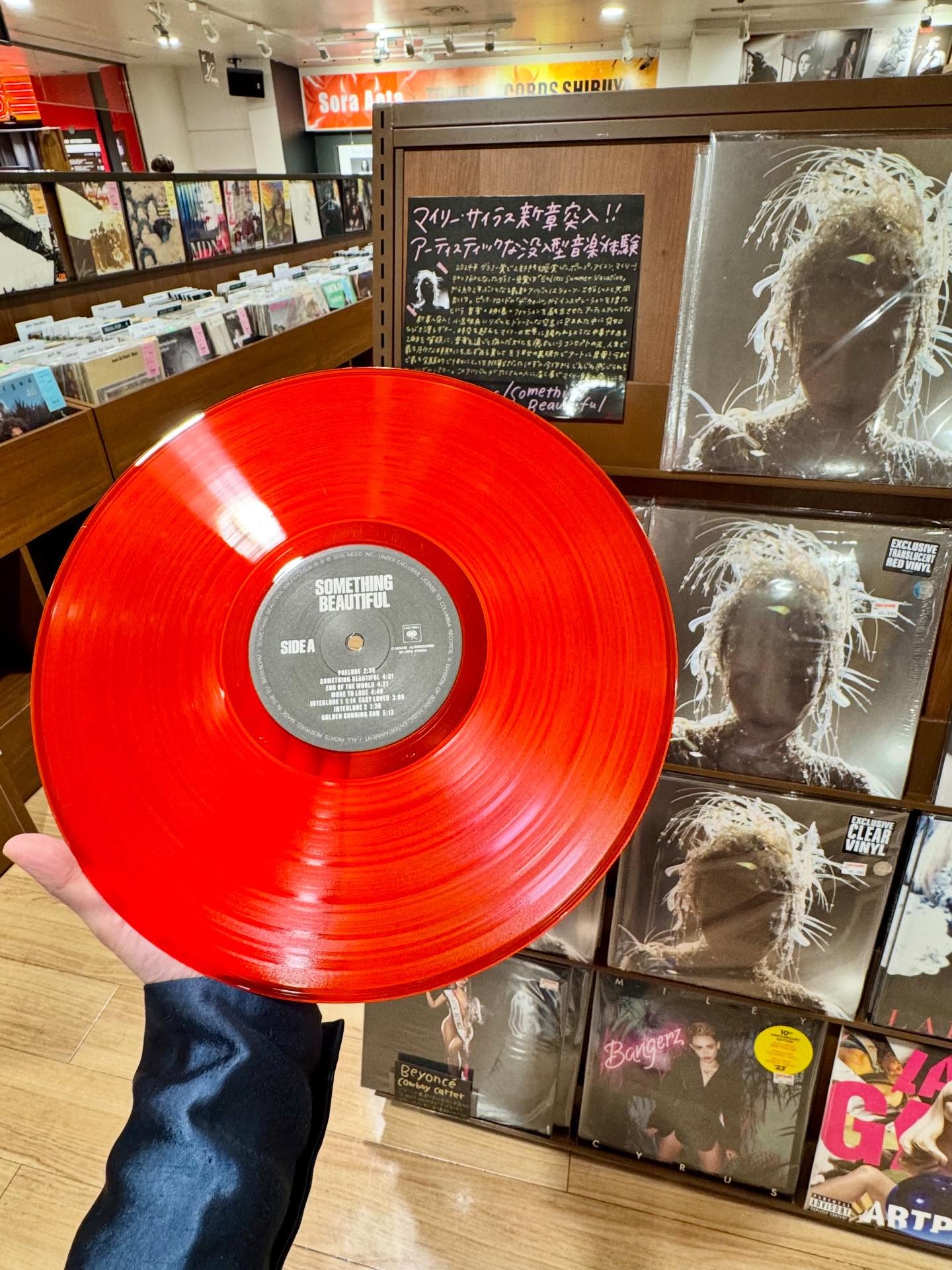 Miley Cyrus　直筆サイン入りカラーレコード Miley Cyrus 直筆サイン入りカラーレコード Miley Cyrus LP