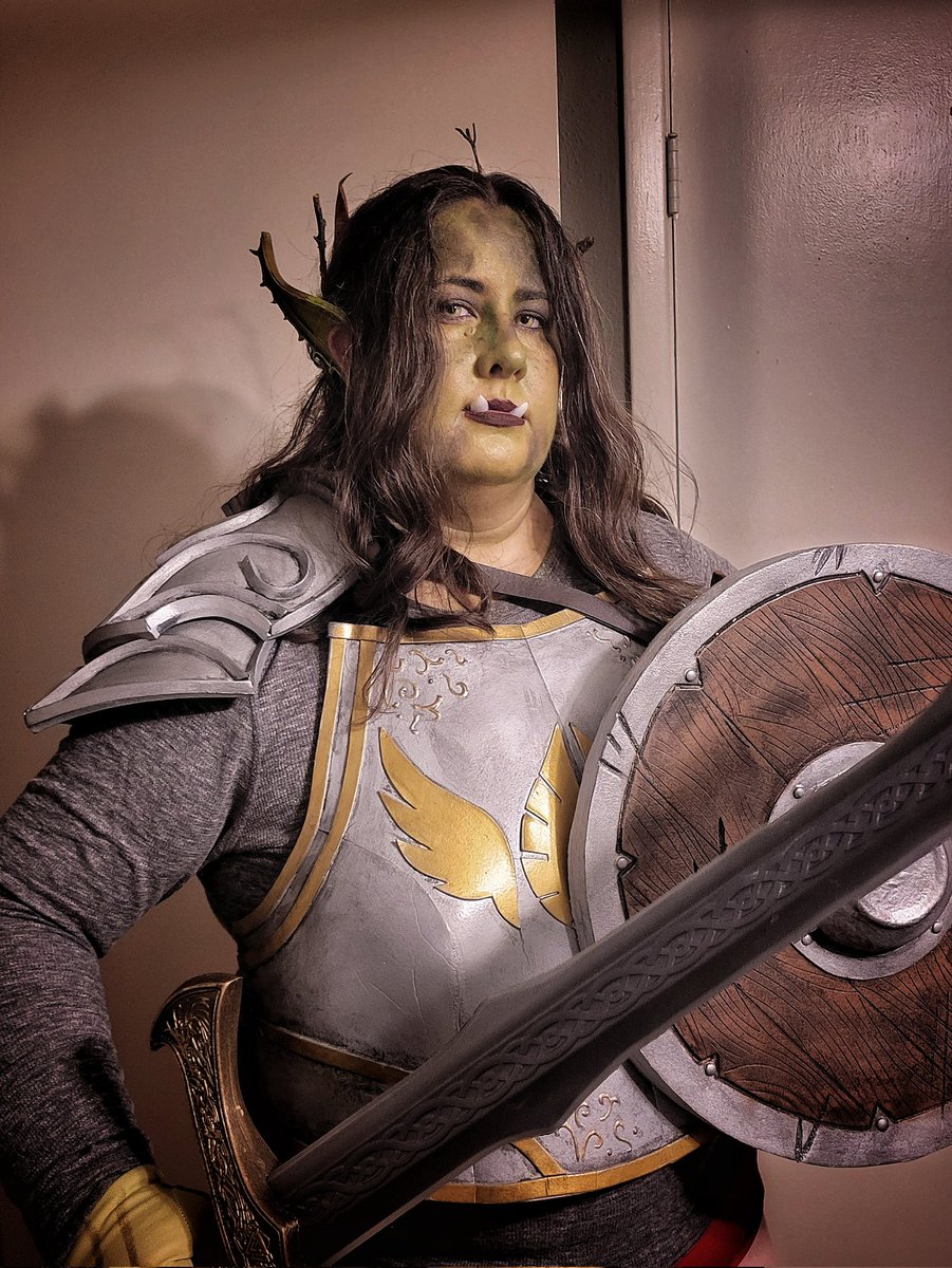 Who else is enjoying Age of Umbra? I rushed to put together a costest of <a href="/Marisha_Ray/">Marisha Ray</a> 's Brixton. #brixtoncosplay #ageofumbra #criticalrolespoilers #daggerheartcosplay #Criticalrolecosplay