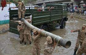 GulRukhDawarr's tweet photo. زلزلہ ہو یا سیلاب، دشمن کی گولی ہو یا دہشتگردی — ہر محاذ پر پاکستان آرمی قوم کے ساتھ ہے۔ 

#PakArmyForPeace #عوام_کامحافظ https://t.co/M3C6eNflNs