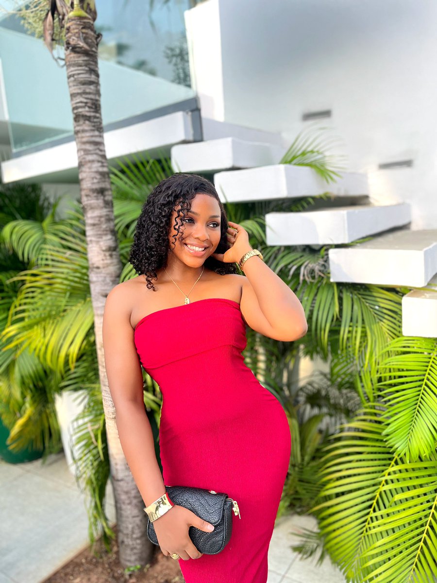 ekunke_blessing's tweet photo. Older, wiser, and still got it going on!
Happy birthday to me 😎

#HapBirthday #gemini♊️ https://t.co/UY3lLHPWYn