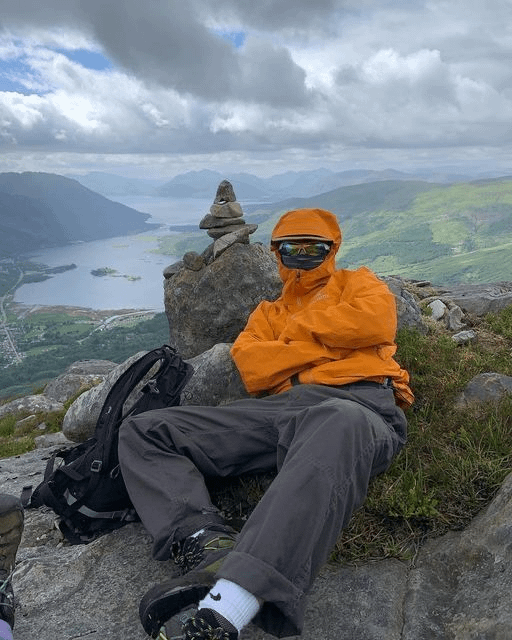 Splin Teron tweet media