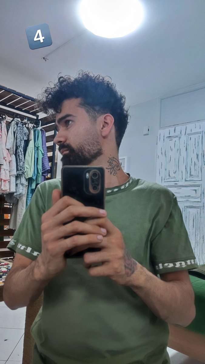 Meraj_97 tweet media