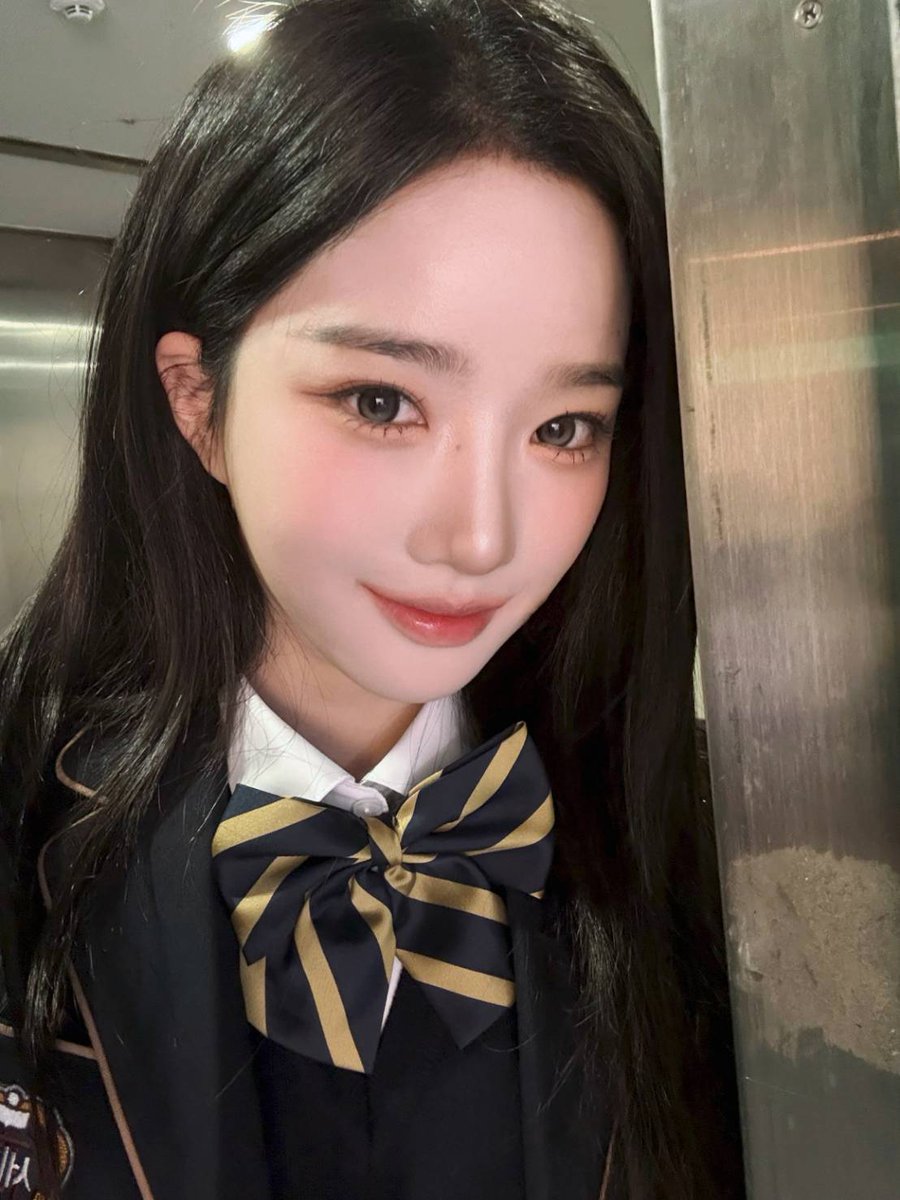 tripleS official tweet media