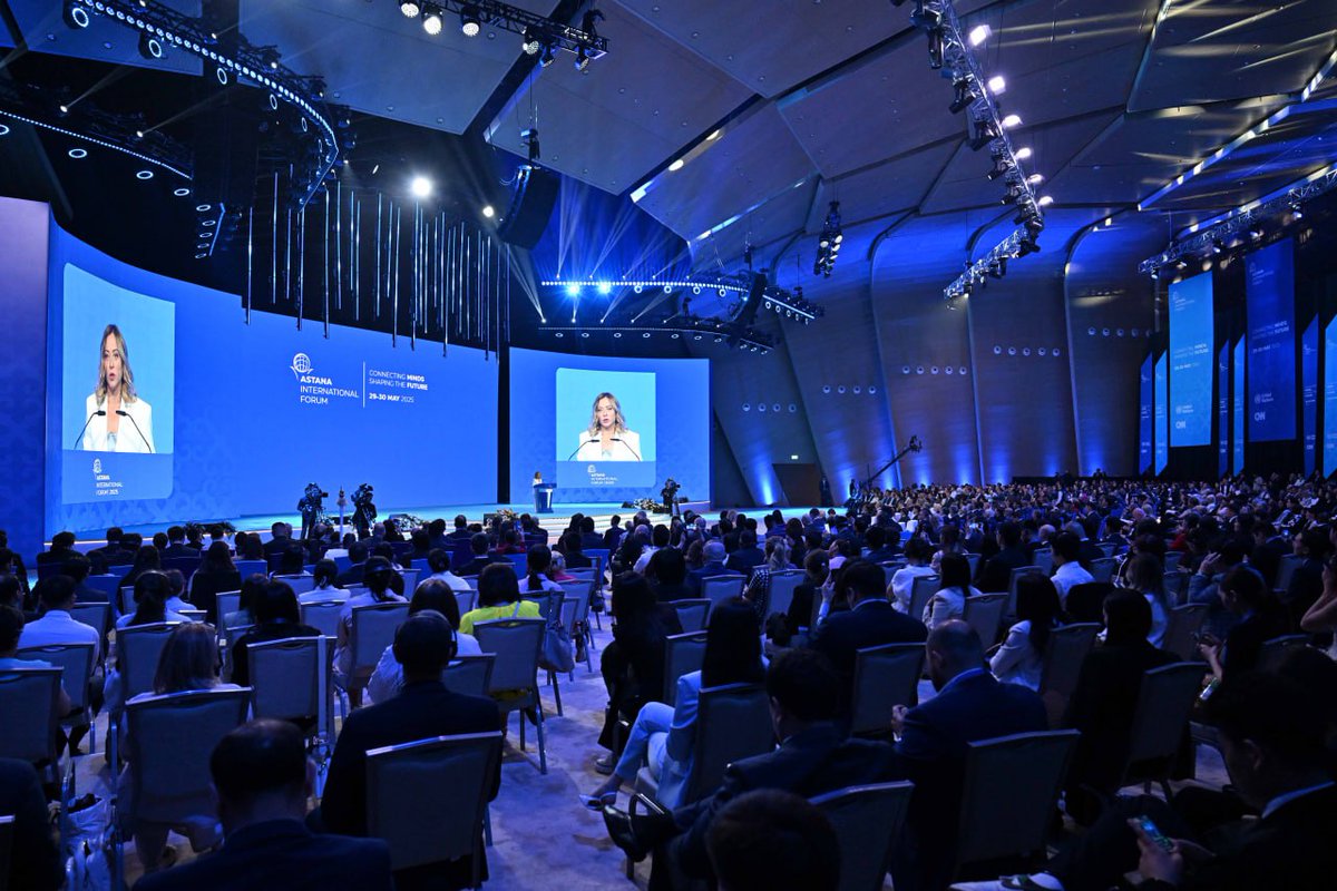 Press Office of the President of Kazakhstan (@aqorda_press) on Twitter photo 🇰🇿🇮🇹 President <a href="/TokayevKZ/">Qasym-Jomart Toqayev</a> and Prime Minister of Italy <a href="/GiorgiaMeloni/">Giorgia Meloni</a> jointly participated in a special session of the <a href="/AstanaIntlForum/">Astana International Forum</a>.
The Italian Prime Minister delivered a speech on the current geopolitical situation and regional cooperation. 🇰🇿🇮🇹 President <a href="/TokayevKZ/">Qasym-Jomart Toqayev</a> and Prime Minister of Italy <a href="/GiorgiaMeloni/">Giorgia Meloni</a> jointly participated in a special session of the <a href="/AstanaIntlForum/">Astana International Forum</a>.
The Italian Prime Minister delivered a speech on the current geopolitical situation and regional cooperation.