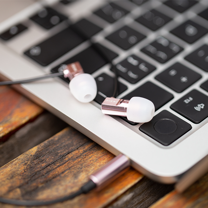 KeepHifiStore's tweet image. The last day of May! It is also the Dragon Boat Festival.
We'll have delicious #dumplings today. 
Do you still remember KBEAR Dumpling? 🥟 
🔗 bit.ly/3XRPoac
We will continue to bring more excellent products in June! ☀️🌞

#keephifi #kbear #HappyDragonBoatFestival #June