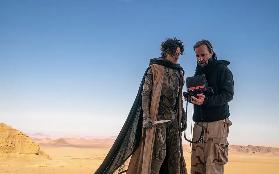 Remember July 21, 2023 — when Barbie and Oppenheimer collided to create “Barbenheimer”? 🎀💣
Now, history repeats: Avengers: Doomsday has moved to the same release date as Dune: Messiah — Dec 18, 2026.
Behold the new meme: “Dunesday” 🌪️🪐

Which side are you on?
 Dune: Messiah or