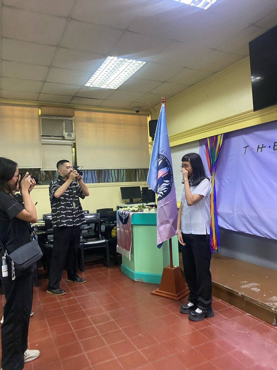 MaKathaUST's tweet photo. 💐 HAPPENING NOW

Live from Room 107 at the St. Raymund Penaforte Building 🔥 Our CW seniors are starting to trickle in. Do you think they're ready for what we have in store.

#MagKAisaTayoHAwig
#MakaTAYO
#MKC2425
#RollCreditsSENIORSLIVE
#USTBaccalaureateMass2025 https://t.co/SscWEpQuhG