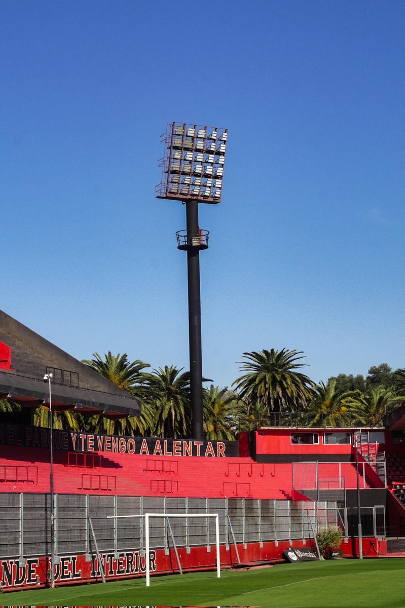 groundspotters's tweet photo. #FloodlightFriday
🏟️ Estadio Marcelo Bielsa
🛡️ @Newells
📍 Rosario, Provincia de Santa Fe
🇦🇷 Argentina

https://t.co/nNgA1jUFv2

#nob #newellsoldboys #ñuls #leproso #lalepra #rosario #elcoloso #colosodelparque #bielsa #estadiomarcelobielsa #hopping #groundhopping #groundhopper https://t.co/J7aRT7j03w