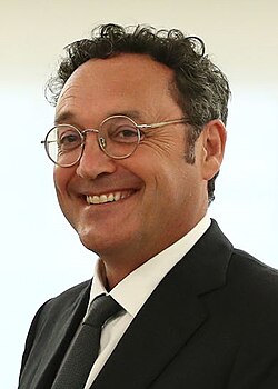 La UCO va a depender de éste.

Vamos a ser México.