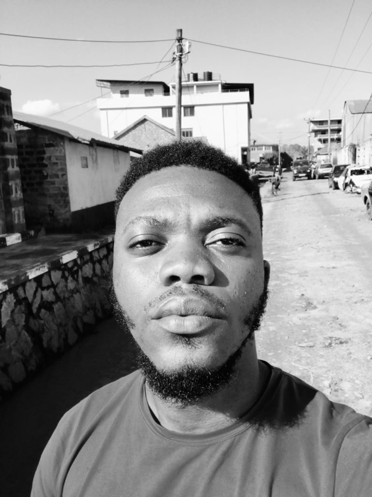 HaroldNabaasa's tweet photo. First pen artwork Kano kali Katya bantu bange?...
@AllanSseky https://t.co/iF27gaPJZm