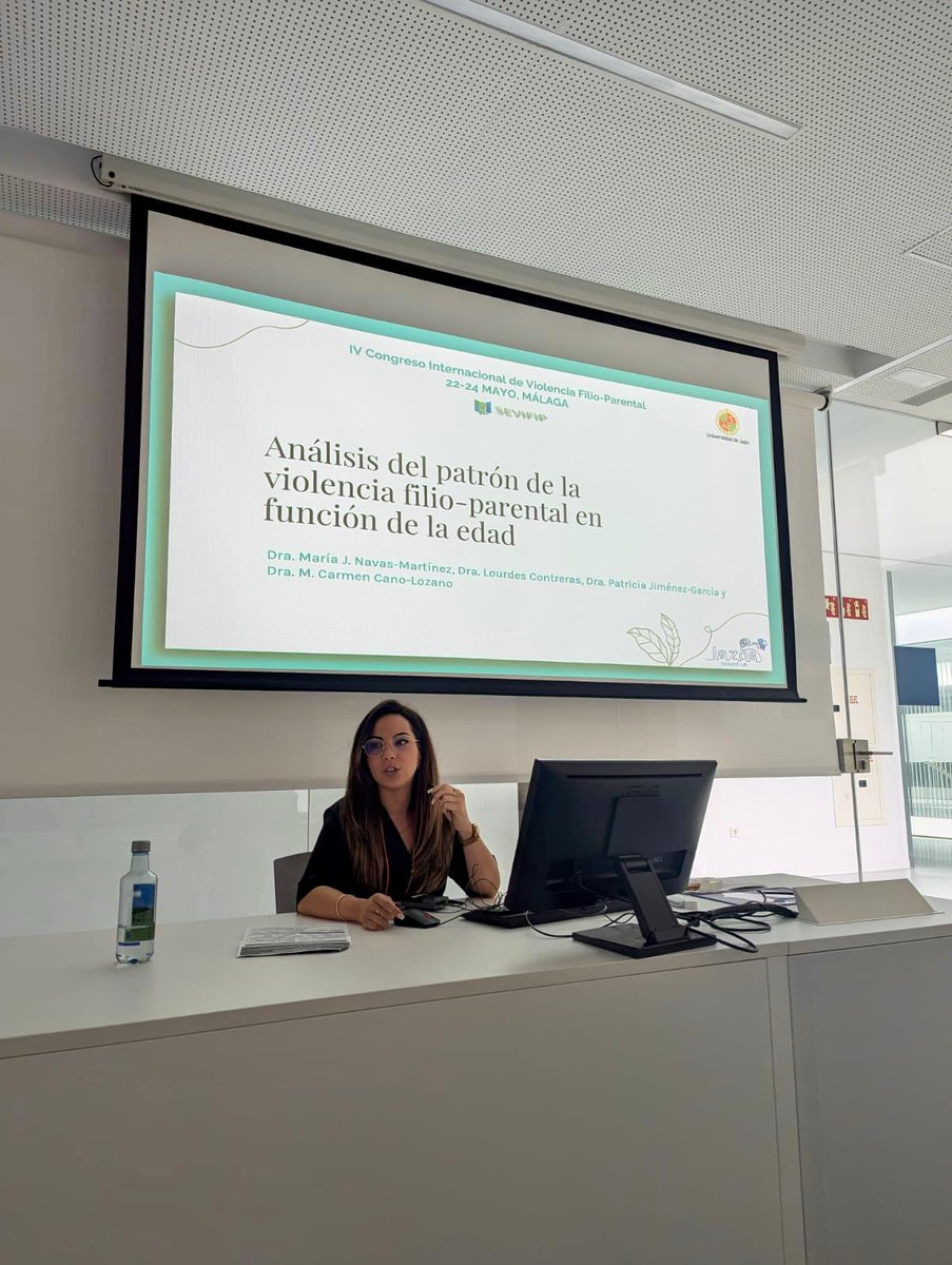 lazosresearch's tweet photo. El equipo @lazosresearch ha participado en el IV Congreso Internacional de Violencia Filio-Parental. Gracias a @sevifip y también a @AsociacionFilio y a la Universidad de Málaga por la magnífica organización. https://t.co/J5XDqtBv0c