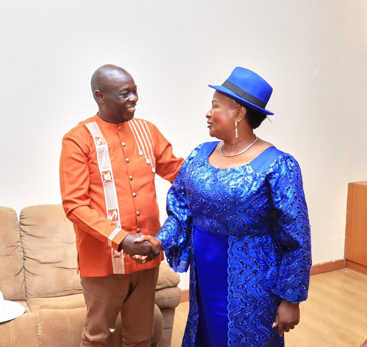 When the bosses are happy we are all happy. Na Gachagua akaambia Governor Wavinya Ndeti, "wewe ni simba wa Machakos, usikumbali mtu yeyote aende kinyume na Kalonzo" naye Governor akamwambia "Trust me #MachakosNiWiper