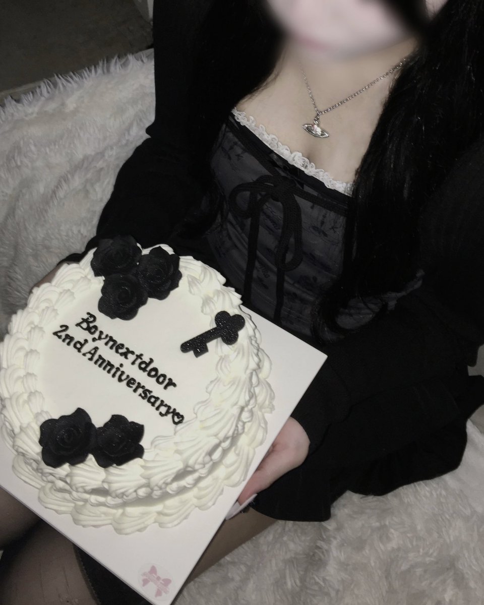 han_tts2's tweet photo. boynextdoor 2주년 축하해.｡o(♡)

#400년동안_피어날_우리청춘 
#398Years_ToGo_WithBOYNEXTDOOR
#BND_私の人生の_BGM https://t.co/KS4LC9YF3p
