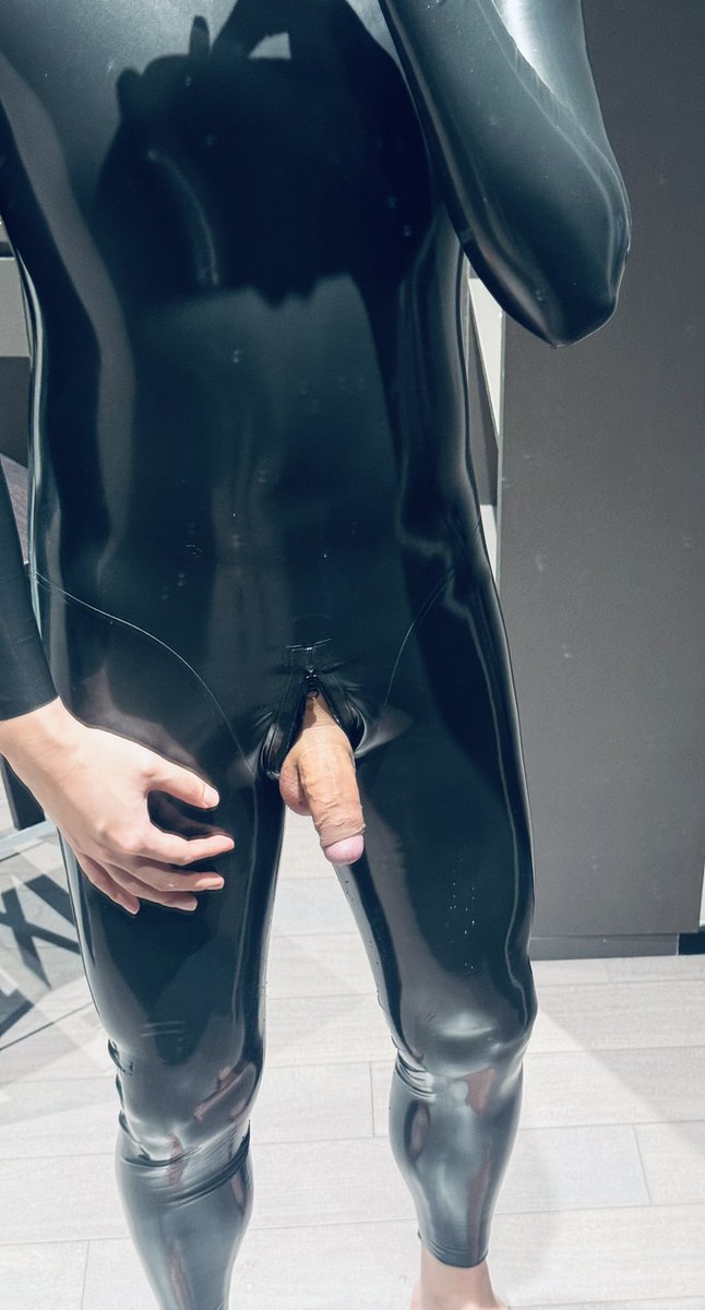 新的深灰色。
#rubber #latex