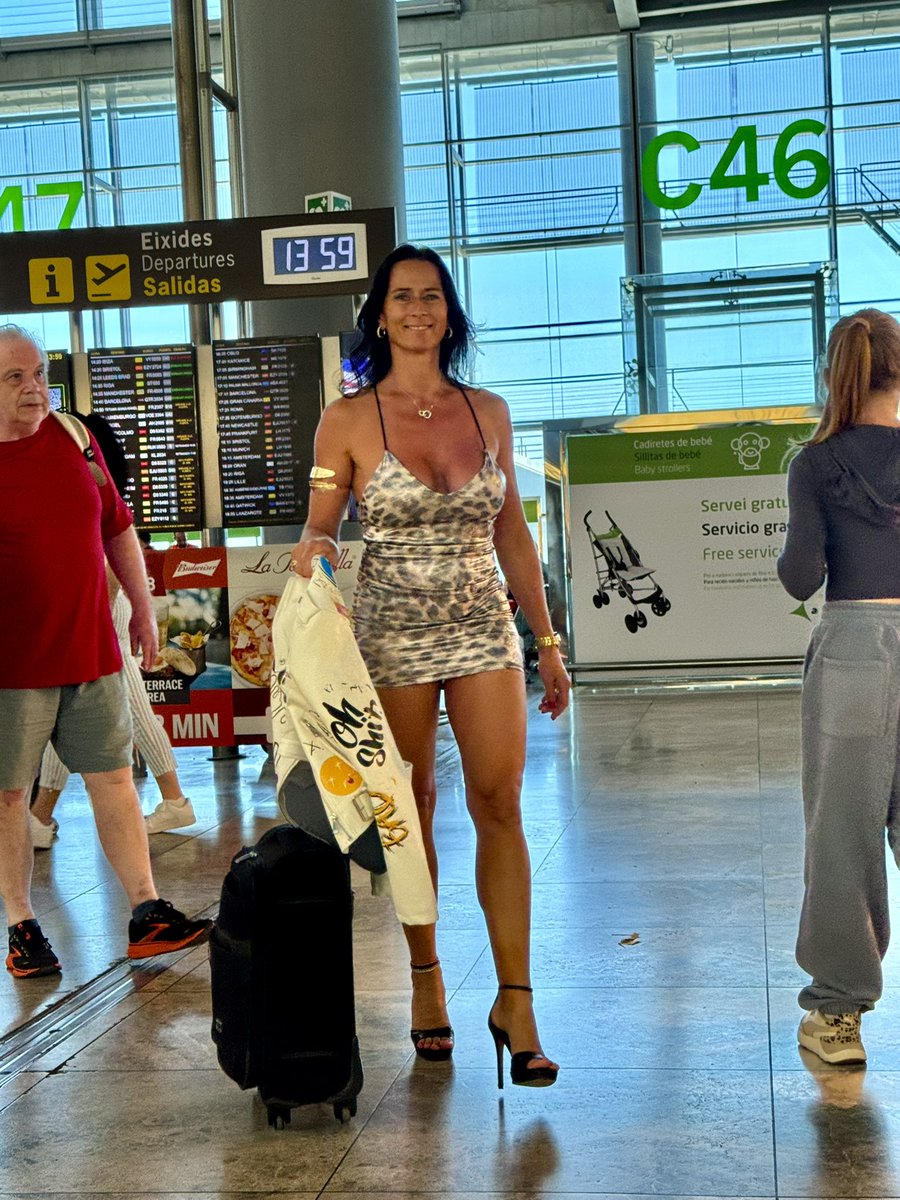 Direction Zagreb pour faire du contenu .
Bonne journée mes amours .