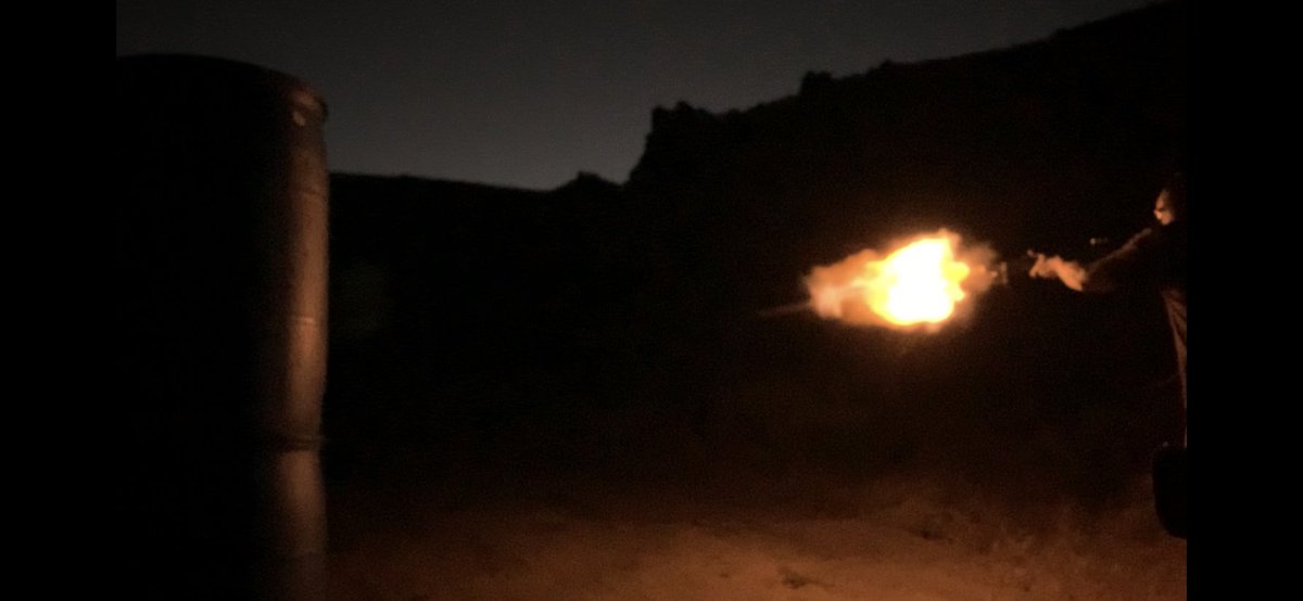 Range395's tweet image. -“If you shoot a shotgun in the dark, the flash is so big it will temporarily blind you”
Nope, wrong,…… incorrect in fact. While the flash is large, it will not blind you. Not even temporarily. Not even for a second. Ask me how I know
#2a #gunmyth #shootmore
