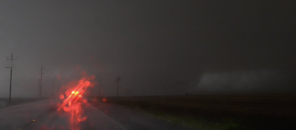 Jordan Hall (@jordanhallwx) on Twitter photo This has to be the most tornado looking NON tornado Iโve ever seen๐ <a href="/FreddyMcKinneyR/">Freddy McKinney</a>,<a href="/Eli_Noyd_/">Eli Noyd</a>,<a href="/GarrettT_WX/">Storm Chaser Garrett Thompson</a> and I dropped south out of the hail core to see this and about pooped ourselves.
#txwx #wxtwitter This has to be the most tornado looking NON tornado Iโve ever seen๐ <a href="/FreddyMcKinneyR/">Freddy McKinney</a>,<a href="/Eli_Noyd_/">Eli Noyd</a>,<a href="/GarrettT_WX/">Storm Chaser Garrett Thompson</a> and I dropped south out of the hail core to see this and about pooped ourselves.
#txwx #wxtwitter