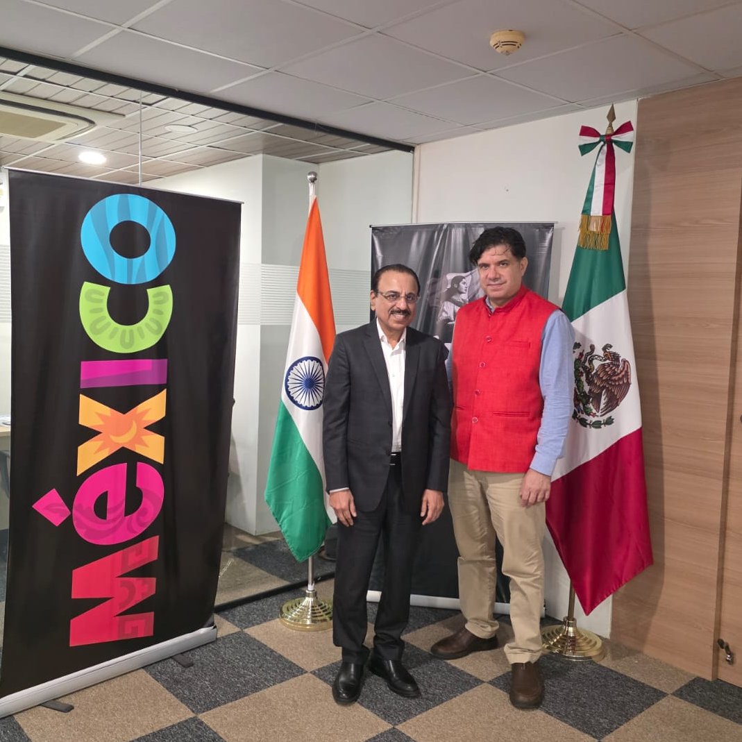 We met with Chenab Impex, importer of renowned Mexican brands like @lacostenamx and @maseca.mexico, to explore new opportunities for introducing more Mexican products into the Indian market.

#MéxicoInMumbai
#MadeinMexico
#PlanMéxico