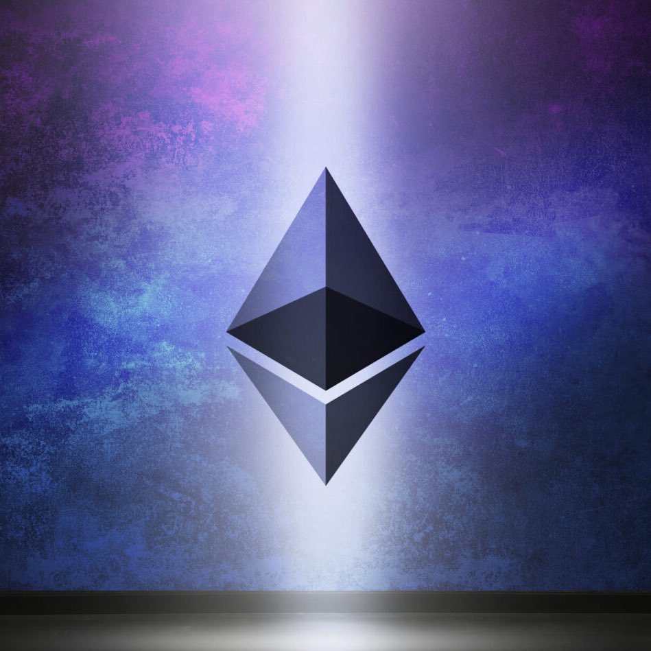 WhaleInsider's tweet photo. JUST IN: Fidelity buys 14,288.91 ETH worth $38.3 million. https://t.co/isD72PiRb7
