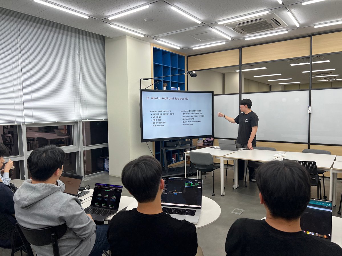 BlockchainValley tweet media