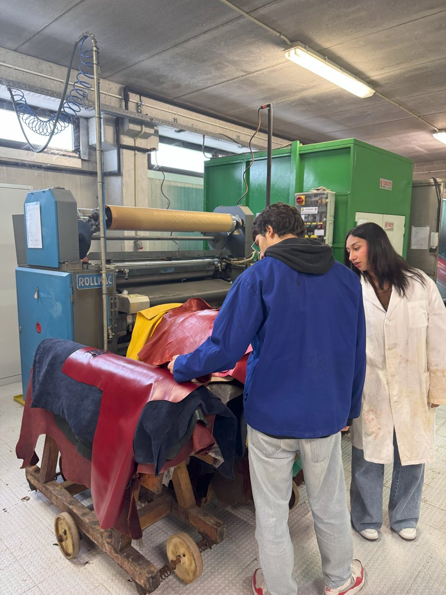 📢Visita dels estudiants de LaGaspar a A3 Leather Innovation Center–UdL

L’experiència formativa s’enmarca dintre el projecte europeu Metaskills4TCLF

👉Notícia web: tuit.cat/UH8sg

<a href="/accio_cat/">ACCIÓ</a>  #Clusters #pell #valorcompartit #economiacircular #modasostenible #innovació