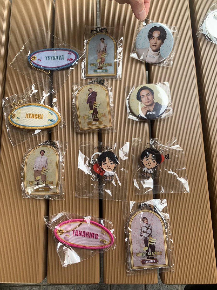 WHAT IS EXILE カプセル ガチャ 交換 兵庫 神戸 譲：TAKAHIRO KENCHI