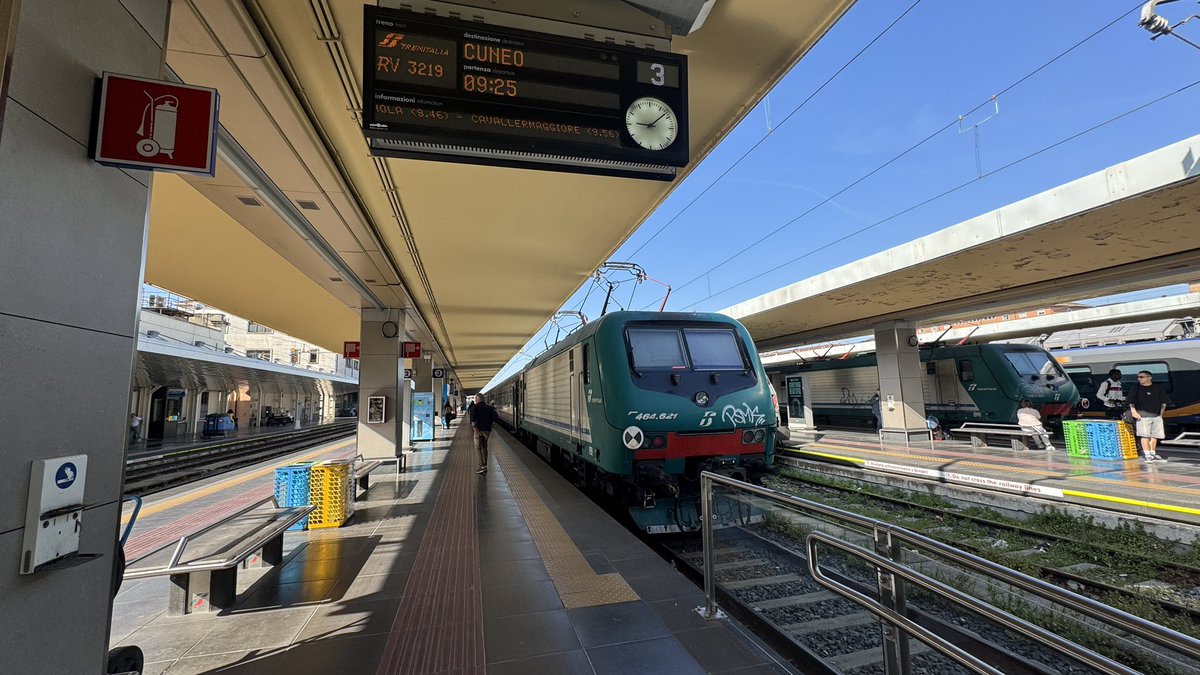 AndyBTravels's tweet photo. Another day ….. another dollar!

Today’s #allthelinesitaly #allthelineseurope starts with a TrenItalia train from Turin Porta Nuova to Cuneo where I will connect with the recently reopened Cuneo to Savigliano via Saluzzo service operated by @Arenaways 

The Arenaways service is not mentioned in any online journey planners…..