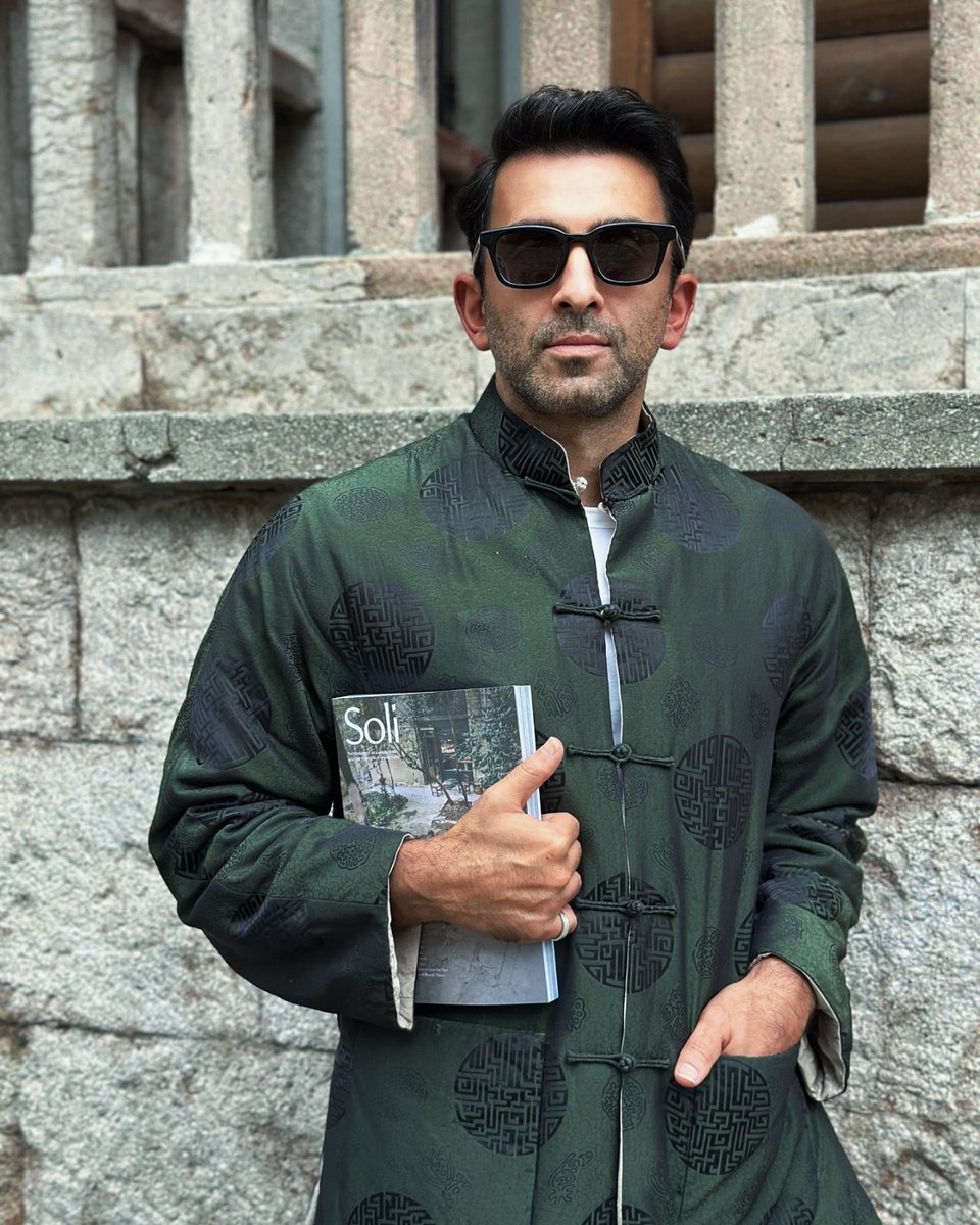 Günün fıkrası, "Neden boykot edildiğimizi anlamadık" diyen Espressolab’ların sahibi Esat Kocadağ’dan: 

“BEN AK PARTİLİ FALAN DEĞİLİM” 

<a href="/baweraunnehir/">bawer</a> derledi: velvele.net/2025/05/30/gun…