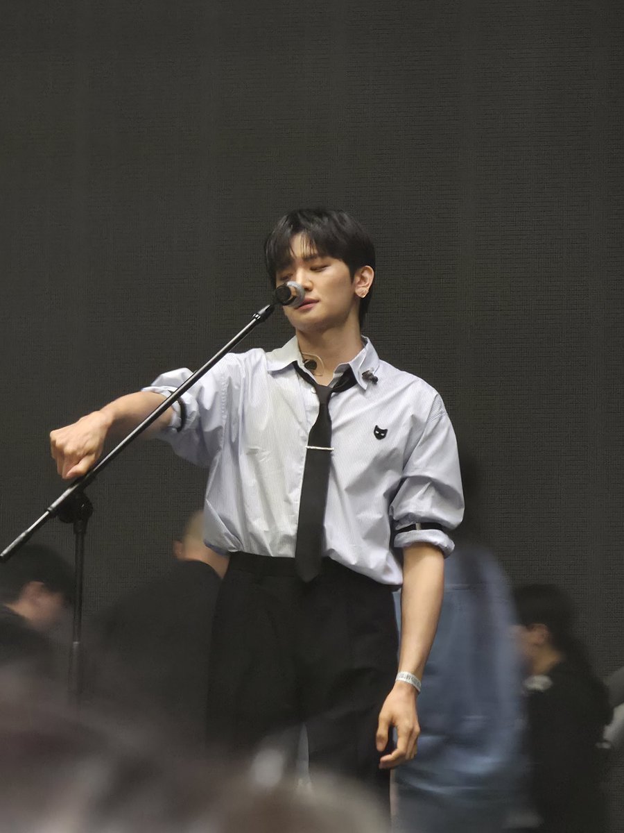 오늘 서재페 원상 너무 잘생겼어요... 이건 아니야 ㅠ