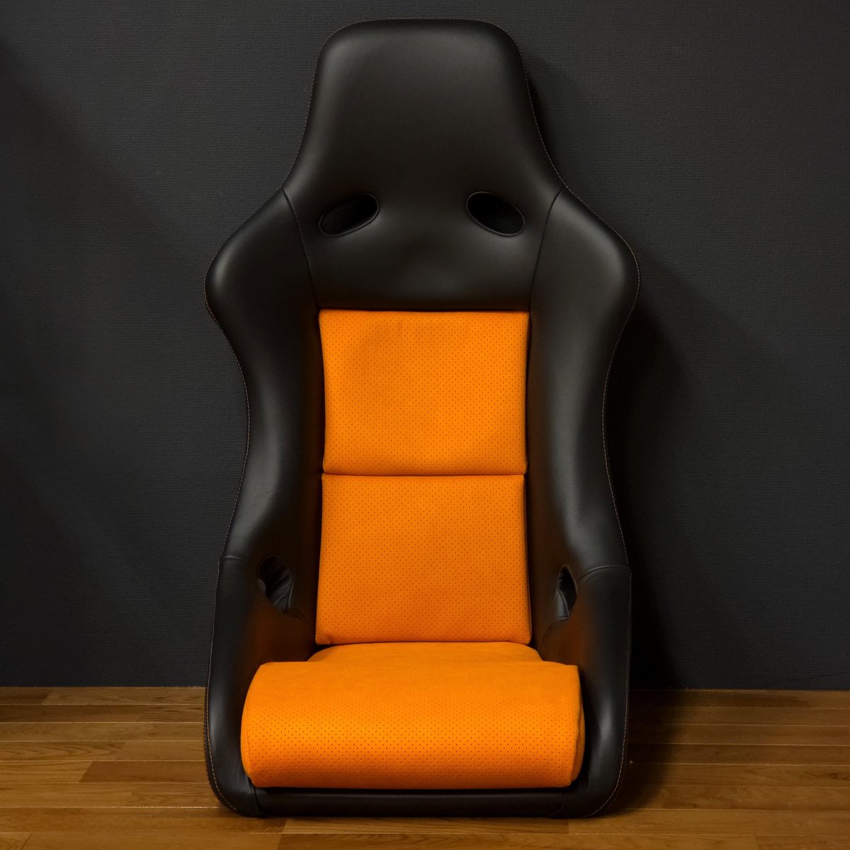 NSX Type Sの純正スタイルを再現したMITA TypeSスポーツシートが登場。軽量・高精度・ 国内生産。詳細は近日公開。#NSX