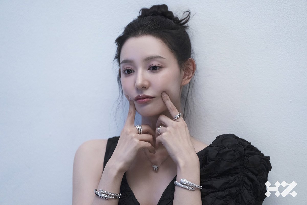highziumstudio's tweet image. [#김지원] #BLOG
Ant girl 김지원
🔗 blog.naver.com/highziumstudio…

#KIMJIWON #하이지음스튜디오 #HighZiumstudio #화보 #MAGAZINE #보그코리아 #VogueKorea